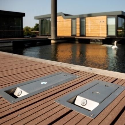 Torreta de suministro eléctrico - Harbour In - Seijsener Harbour Services - de suministro de agua / para pantalán / de acero inoxidable