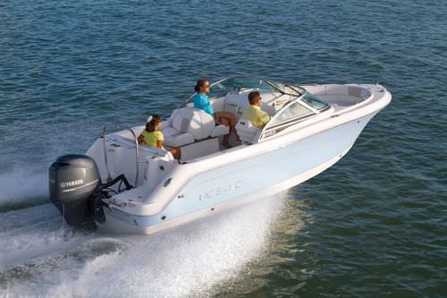 Runabout fueraborda - R227 - Robalo - bow-rider / con doble consola / de wakeboard
