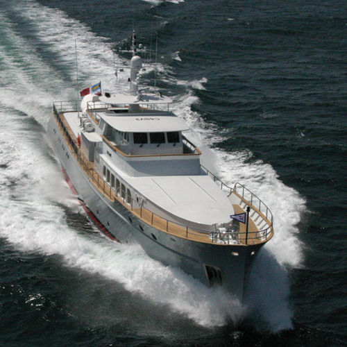 Super-yate de lujo de crucero - OKEANIS  - Ocea - clásico / con caseta de timón / con 4 camarotes