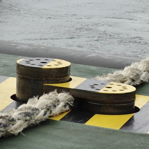 Guiacabos para buque - Damen Marine Components - de rodillos / retráctil