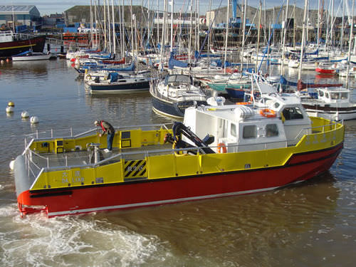 Barco profesional barco anticontaminación - ALN 094 ‘SHI HUA GANG YI HAO’ - Alnmaritec - catamarán / hidrojet intraborda
