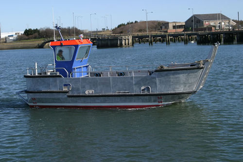 Barco de desembarco ALN 157 ‘Concordia Baby’ Alnmaritec intraborda