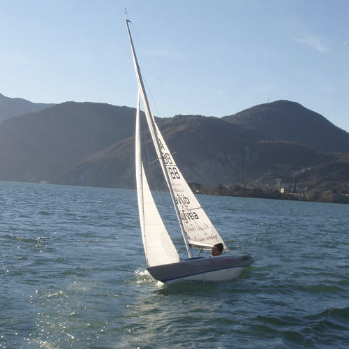 Vela mayor - Ullman Sails - para barco de quilla monotipo de deporte / cross-cut / 2,4 metros