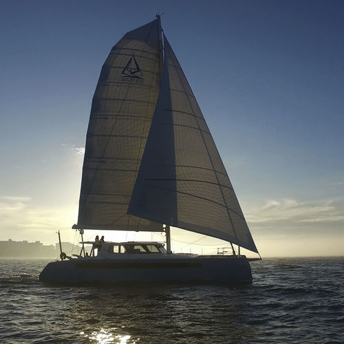 Vela mayor - Voyager  - Ullman Sails - para yate de vela de crucero / corte triradiale / de poliéster