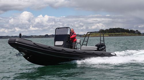 Barco profesional barco utilitario - GM 6.4 - NORTHSTAR RIBs - fueraborda / embarcación neumática semirrígida / bote
