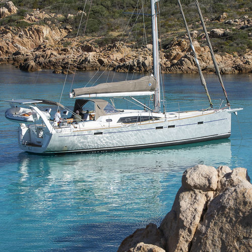 Velero de crucero oceánico - 45.9 - Allures Yachting - con 3 camarotes / con 2 camarotes / con deck saloon
