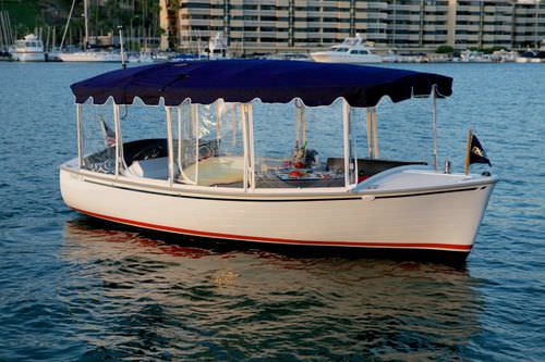 Barco open intraborda - 18 Snug Harbor - Duffy - eléctrico / con consola lateral / 11 personas máx.