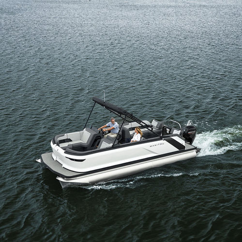 Barco pontón fueraborda - 24 MAX - Manitou Pontoon Boats - tri-tube / open / con consola lateral