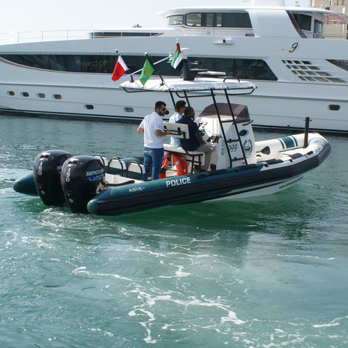 Embarcación neumática fueraborda - 8 M - ASIS BOATS - bimotor / RHIB / con consola central
