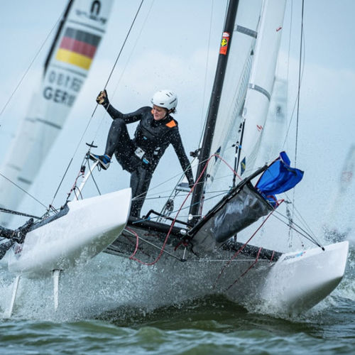 Catamarán deportivo de regata - 15 - Nacra Sailing - doble / con dos trapecios / de PRFV