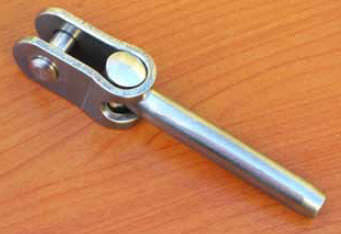 Terminal para jarcia firme de engastar - 24XX - Garelli - con clavija articulada
