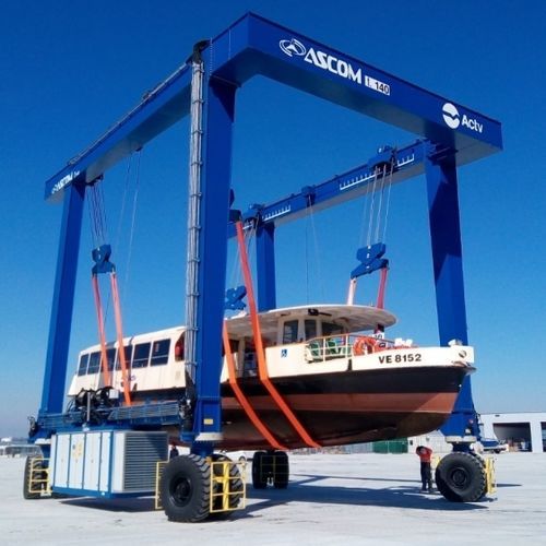 Travel lift controlado a distancia - BHT 140 - ABI TRAILERS - con tracción en las cuatro ruedas