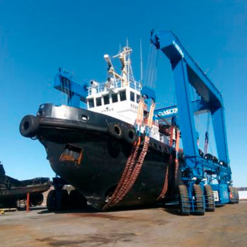 Travel lift controlado a distancia - BHT 1300 - ABI TRAILERS - para cargas pesadas / en U / con tracción en las cuatro ruedas