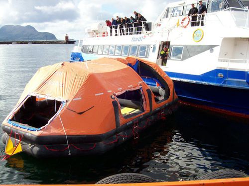 Sistema de evacuación marina para buque - MES  - Deutsche Schlauchboot
