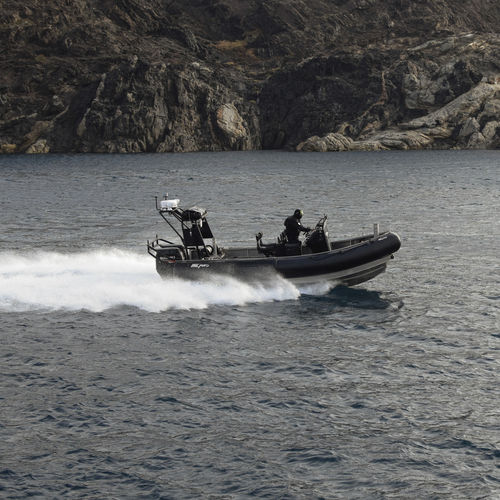 Barco profesional barco utilitario - SRA 650 OB - Zodiac Milpro International - fueraborda / de aluminio / embarcación neumática semirrígida