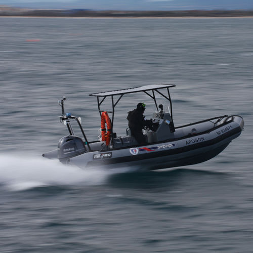 Barco profesional barco de trabajo - SR-6.3  - Zodiac Milpro International - fueraborda / embarcación neumática semirrígida