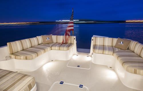 Barco cabinado intraborda - 41 - Back Cove Yachts - diésel / lobster