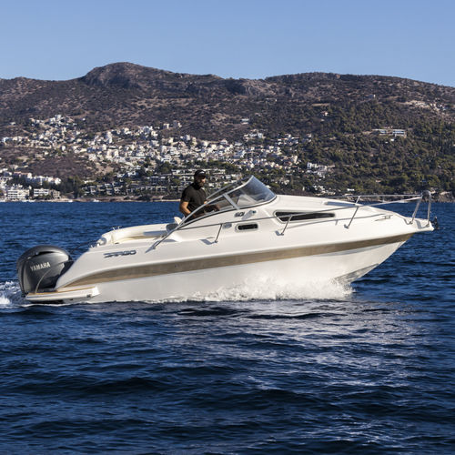 Day-cruiser fueraborda - 601 - Drago Boats - 6 personas máx. / con camarote / con solárium