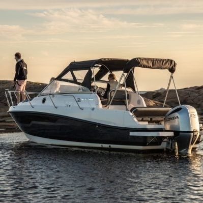 Cabin-cruiser fueraborda - 750 - Drago Boats - open / 7 personas máx. / con solárium