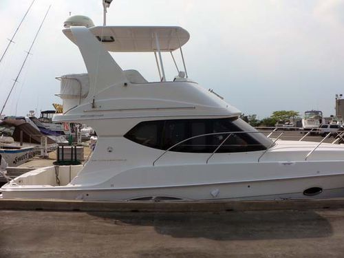 Bimini top para barco - Atlantic Towers - para flybridge / estructura de aluminio / rígido