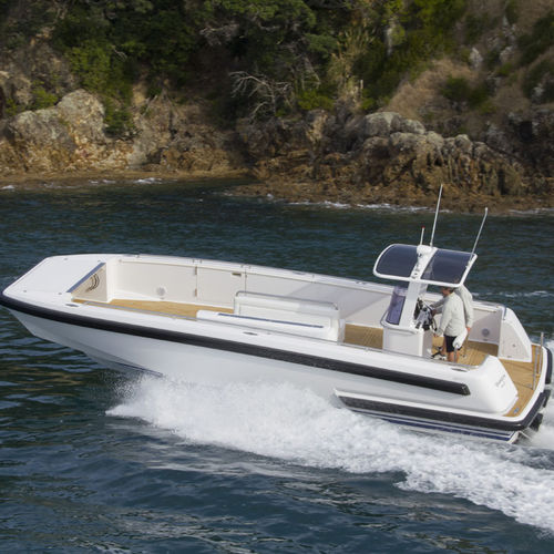 Barco profesional barco de desembarco - TT Garcon - Lloyd Stevenson Boat Builders - hidrojet intraborda