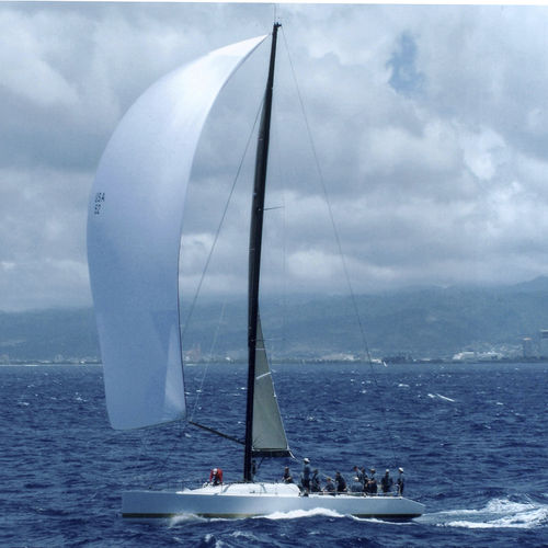 Yate de vela de regata - Braveheart - Lloyd Stevenson Boat Builders - con popa abierta / con deck saloon / de carbono