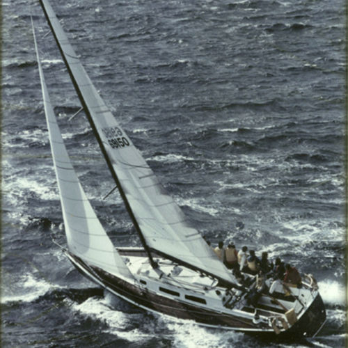 Velero de crucero - Teddy Bear - Lloyd Stevenson Boat Builders - con bauprés