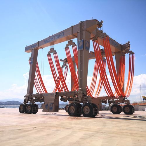 Travel lift controlado a distancia - MBH 720 - CIMOLAI TECHNOLOGY SPA - con dirección en todas las ruedas / en U