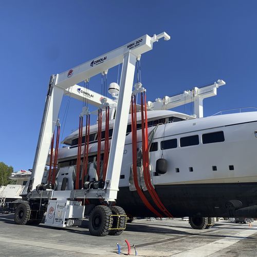 Travel lift controlado a distancia - MBH 300 - CIMOLAI TECHNOLOGY SPA - en U