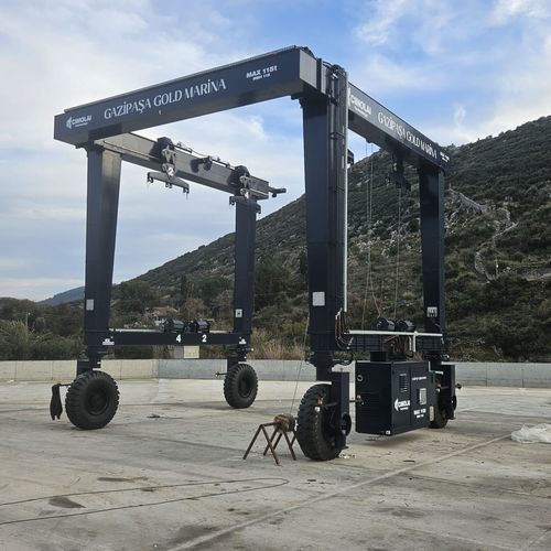 Travel lift controlado a distancia - MBH 115 - CIMOLAI TECHNOLOGY SPA - en U / para barco