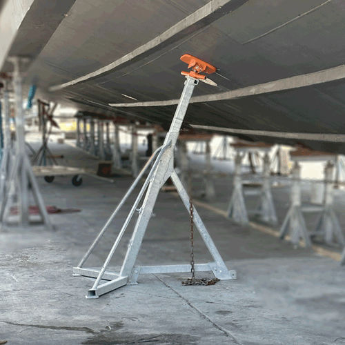 Pie de puesta en dique para barco de motor - SBX58  - Brownell Boat Stands - ajustable