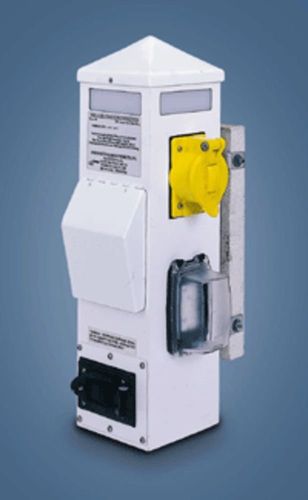 Torreta de suministro eléctrico - SPC-21-3T  - International Dock Products, Inc. - con iluminación integrada / para pantalán / para montar sobre pilones