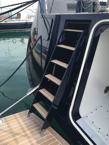 Escalera para yate - HYDRA - SWISS CARBON Marine Systems - fija / de baño / de popa