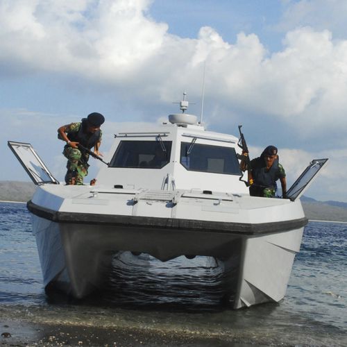 Barco profesional catamarán - X38 Combat - North Sea Boats - intraborda / diésel