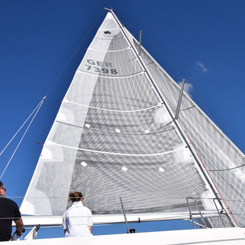 Vela mayor - X-Drive - UK-Halsey International - para velero de crucero / de carbono / full-batten