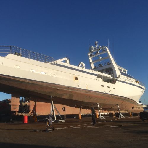 Pie de puesta en dique para barco de motor - WUM  - Nautipark - ajustable / de acero galvanizado / con escalera