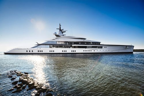 Mega-yate de lujo de crucero - BRAVO EUGENIA  - Oceanco - con caseta de timón / de desplazamiento / proa vertical