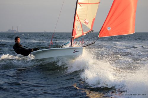 Barco de vela ligera individual - STEALTH - CL Sailboats - skiff / de regata / cat boat