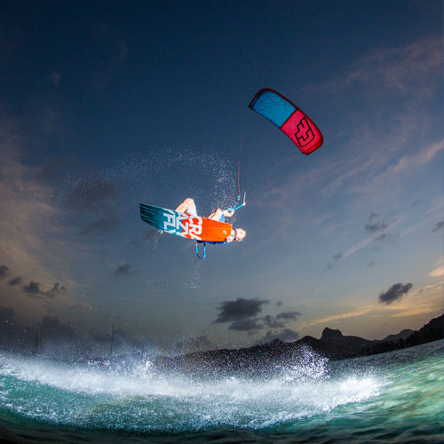 Cometa kitesurf C-shape - TANGO - Crazy Fly s.r.o. - de freeride / de wave / de freestyle