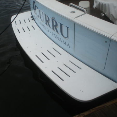 Plataforma de baño - 61′ Viking - Beachcomber Fiberglass Technology - fija / para yate / para barco