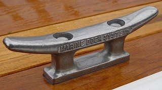 Bita de amarre para pantalán - 1386 - Marina Dock Systems - plana / de aluminio