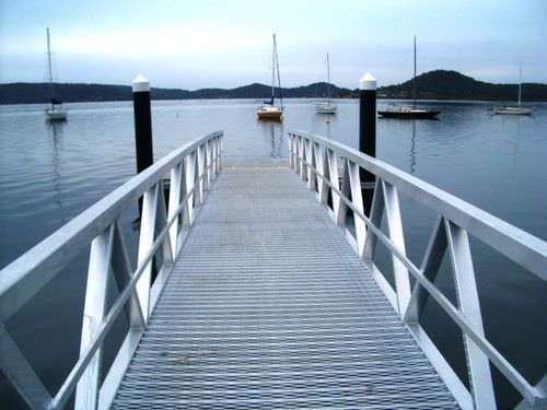 Sendero flotante - COMMERCIAL - Marina Dock Systems