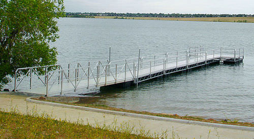 Pasarela para pantalán - Hewitt Boats Lifts and Docks - de aluminio / con baranda