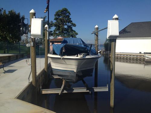 Ascensor de barcos - 4200#, 5600#, 7000#, 10000# - Lunmar Boat Lifts - flotante