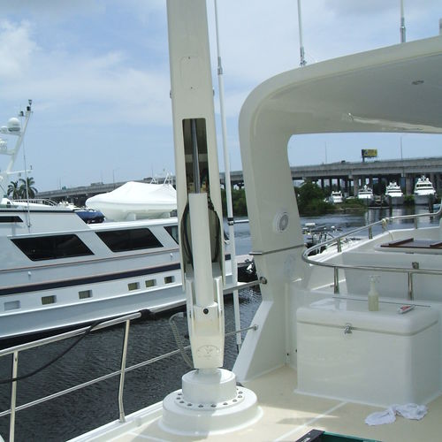Pescante para yate - Mar Quipt - para bote auxiliar / hidráulico / pivotante