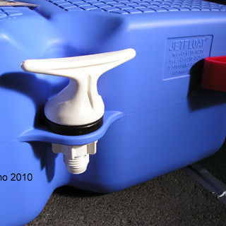 Bita de amarre para pantalán - 201000 - JETFLOAT INTERNATIONAL - plana / de PEAD