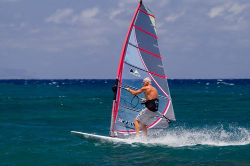 Vela de windsurf de freerace - Titan GSX - Mauisails - 7 sables