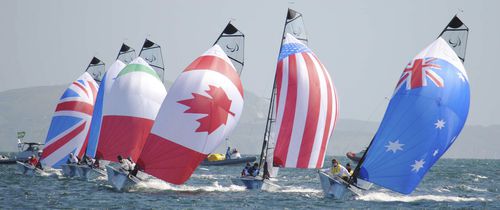 Velero de quilla deportivo - SKUD 18 - Access Dinghies - de doble timón / con bauprés / para personas con movilidad reducida