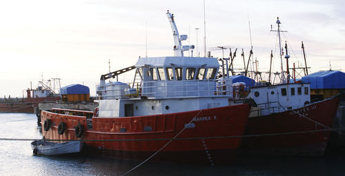 Barco profesional embarcación de servicio offshore - Marpex X - Inace