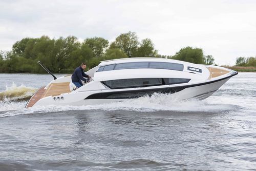 Cabin-cruiser intraborda - LIMOUSINE 9 M AFT HELM STATION - Yachtwerft Meyer - bimotor / open / 12 personas máx.